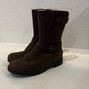 UGG GRANDLE Brown Ankle Boots